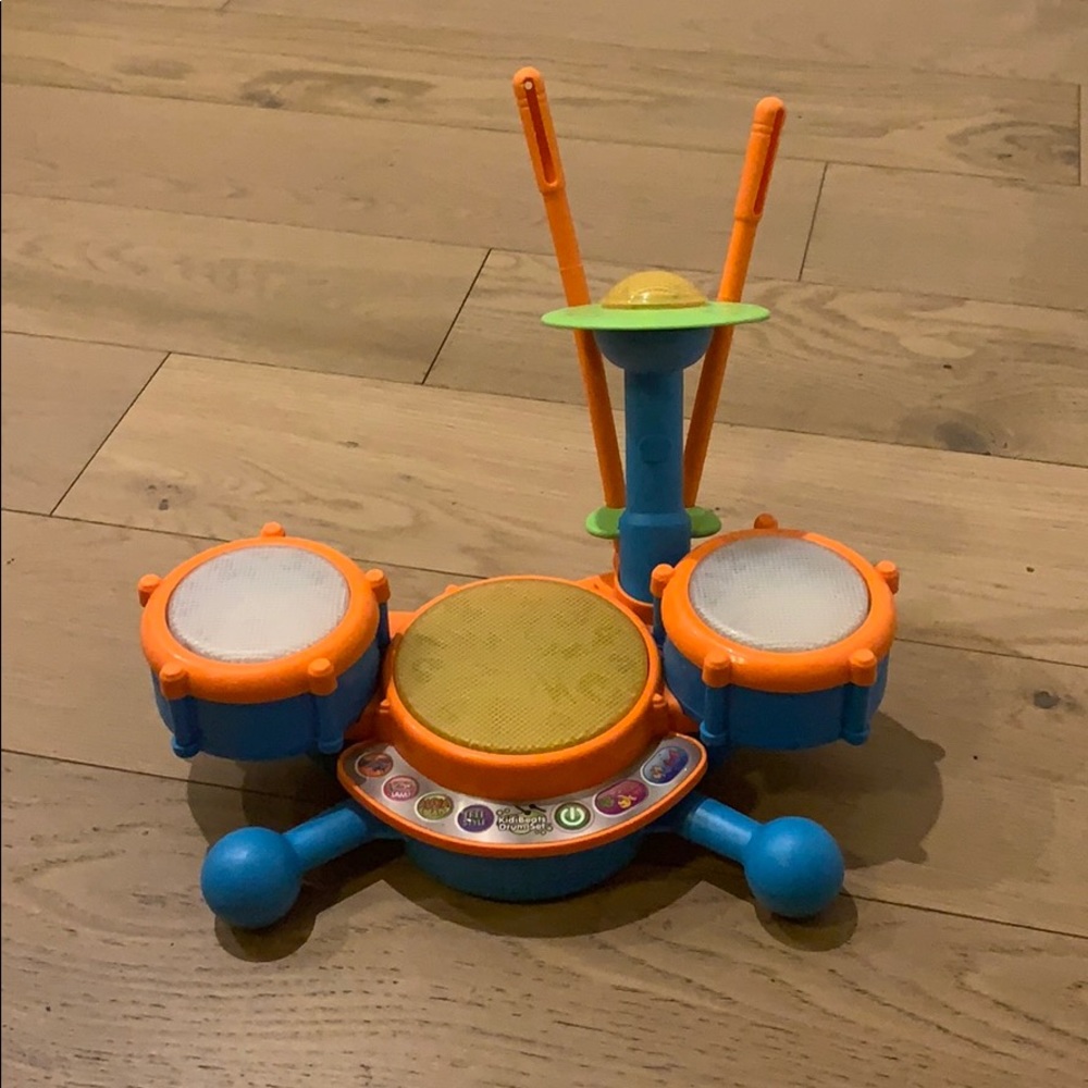 Vtech Kidibeats drum set